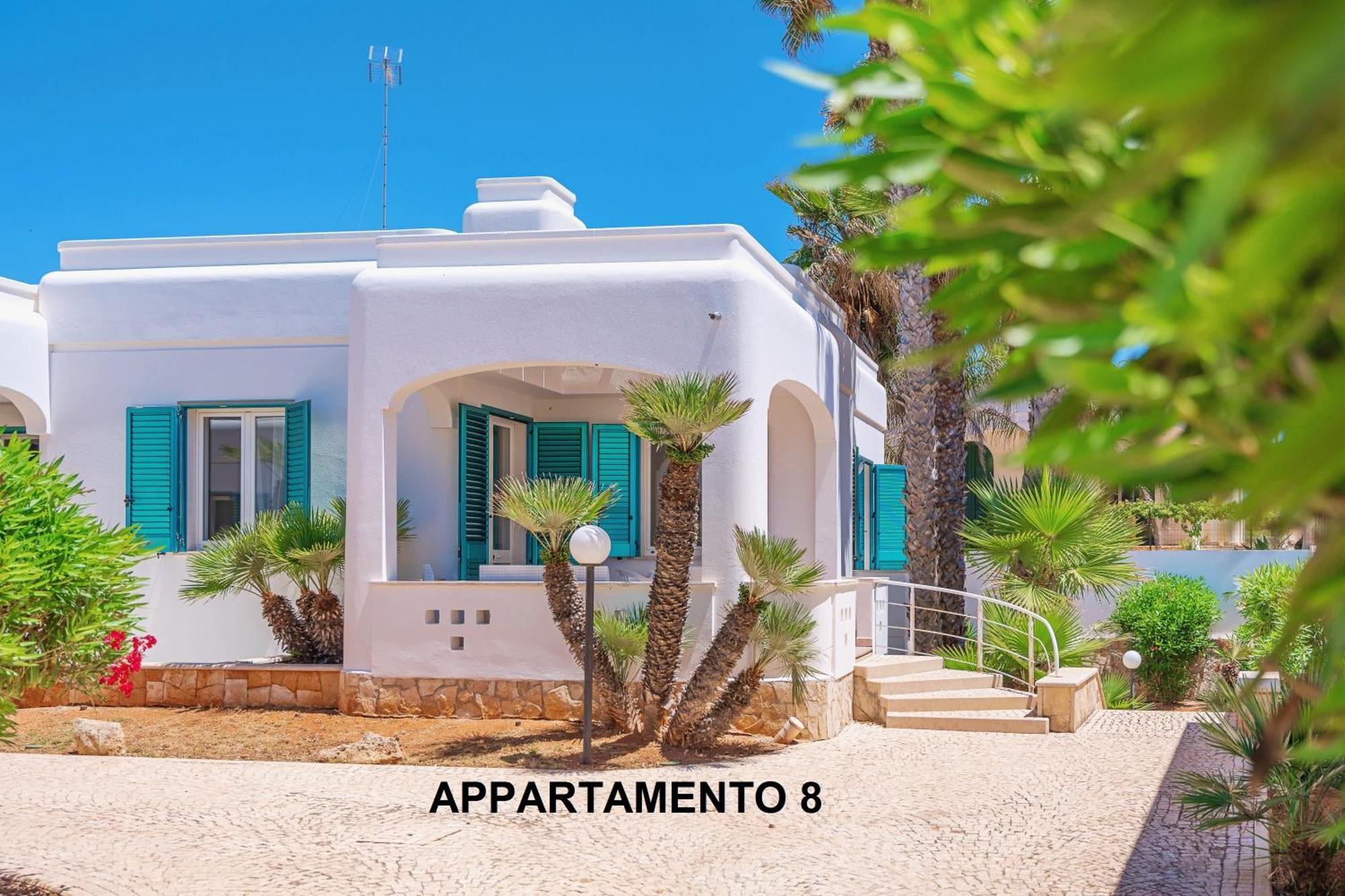 Residence Oasi Sul Mare Torre Suda Exterior photo